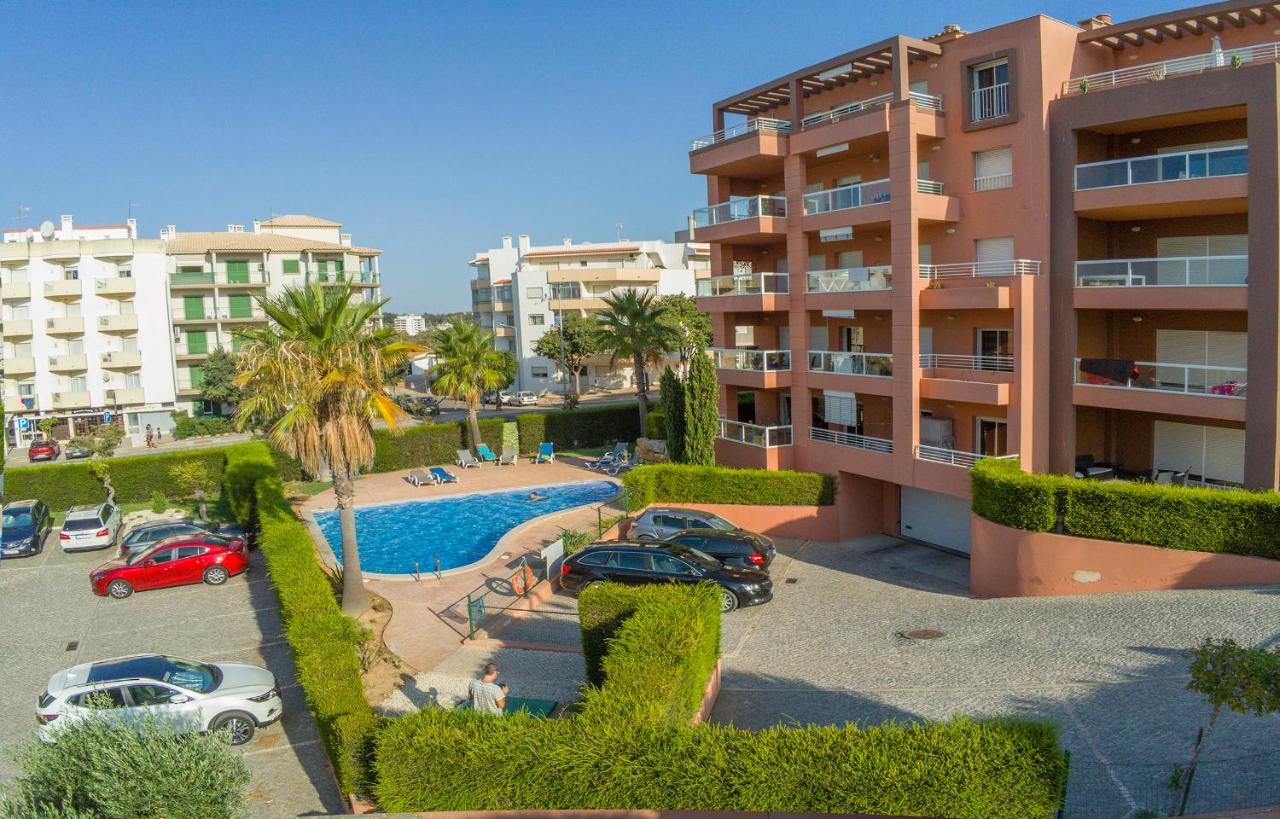 B02 - Fantastic Apartment With Pool Portimão Εξωτερικό φωτογραφία