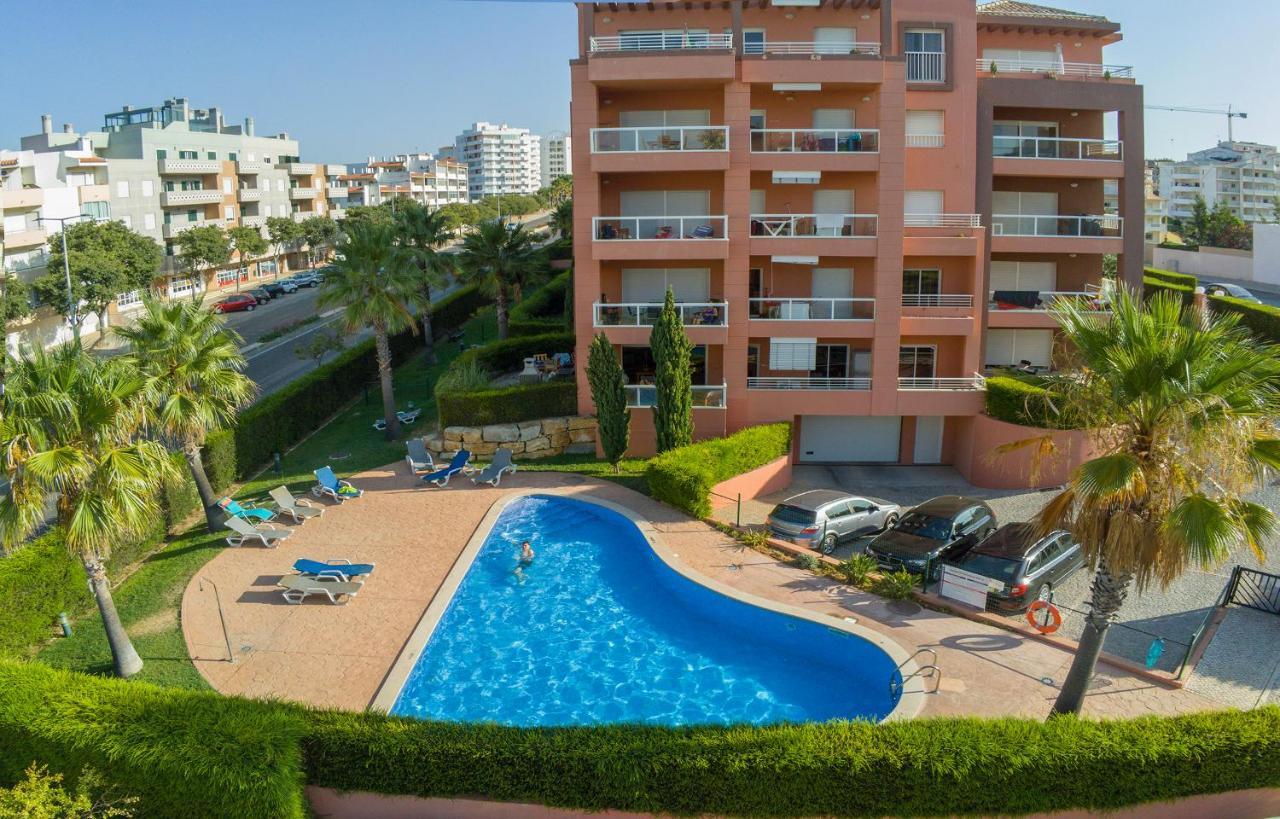 B02 - Fantastic Apartment With Pool Portimão Εξωτερικό φωτογραφία